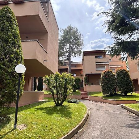 פסקיארה דל גארדה Prestige Garda Home - La Madonnina מראה חיצוני תמונה